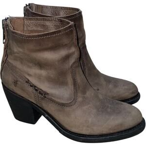 Frye Leslie Artesian Gray/Brown Western Ankle Boots    Size: 8B
